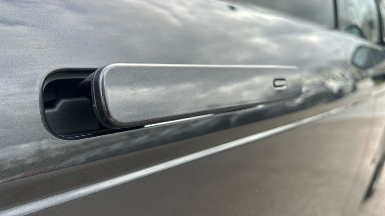 Land Rover Range Rover Evoque 2.0 D200 Dynamic SE 5dr Auto Diesel Hatchback